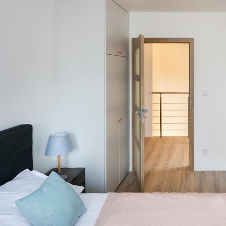 فيلا Minimalistic House In Vinohrady By Prague Days المظهر الخارجي الصورة